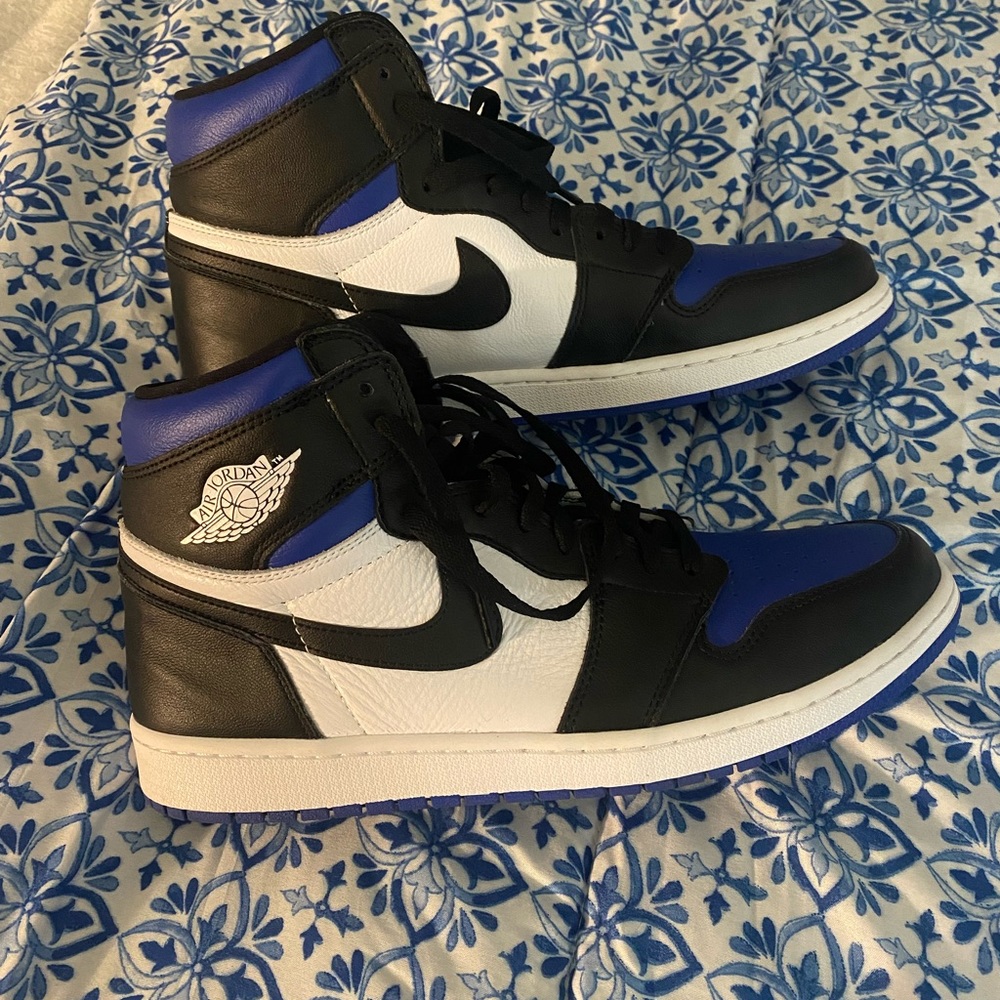 Air Jordan 1 Retro High OG
Royal Toe